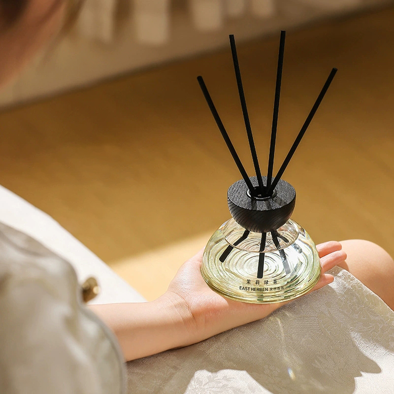 200 ミリリットルリードディフューザーボトルエッセンシャル - Home Fragrance Set のレビューと価格