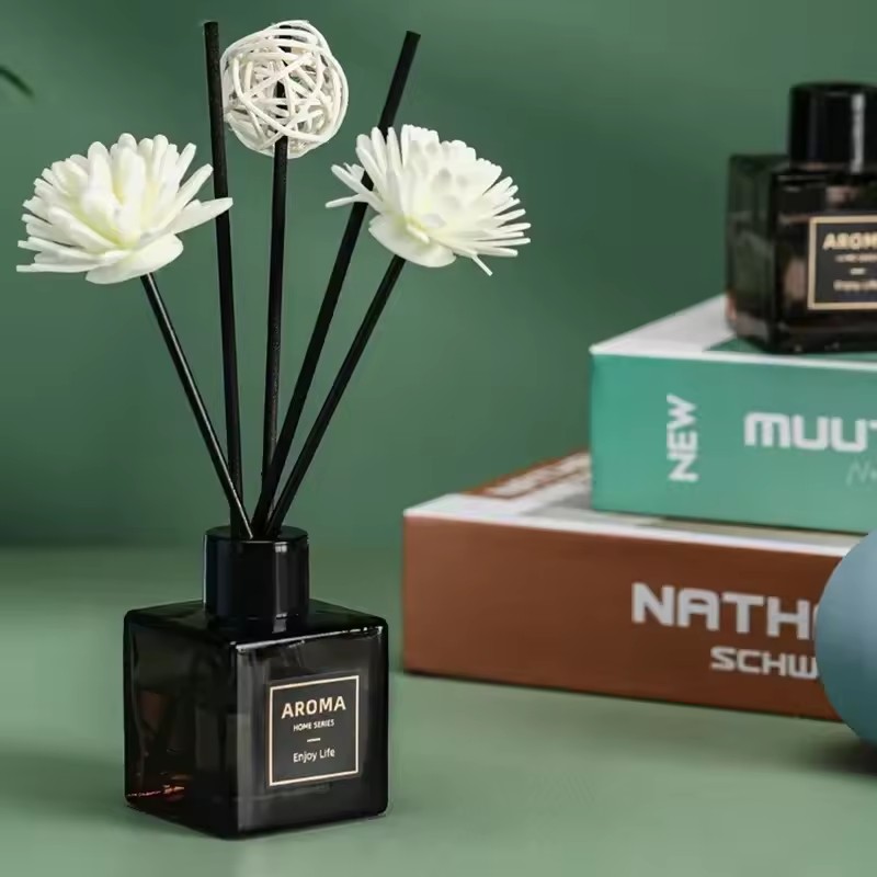 ホットセール 50ml フレームレスリードディフューザーオイ - Home Fragrance Set のレビューと価格