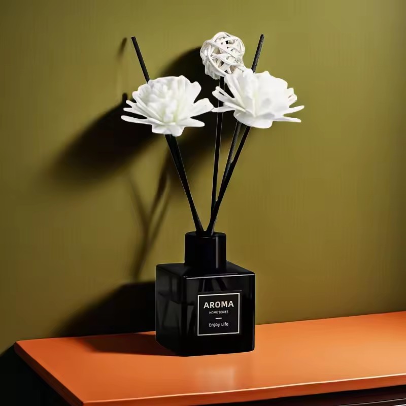 ホットセール 50ml フレームレスリードディフューザーオイ - Home Fragrance Set のレビューと価格