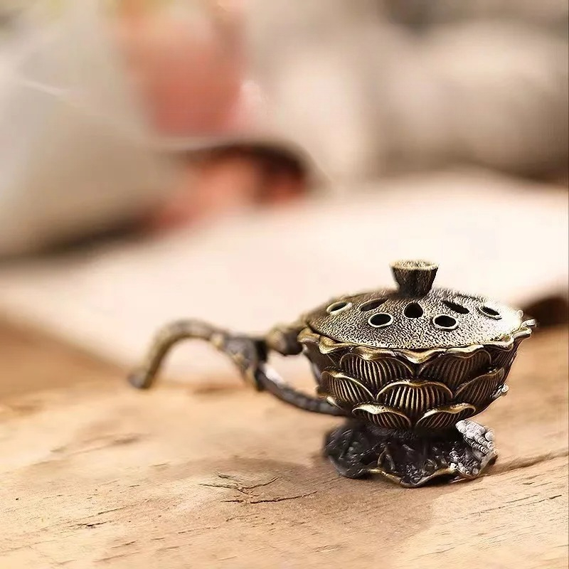 合金製蓮の花型香炉、家の装飾、瞑想、ヨガ禅の香り - 香炉、 - Home Fragrance Zen のレビューと価格